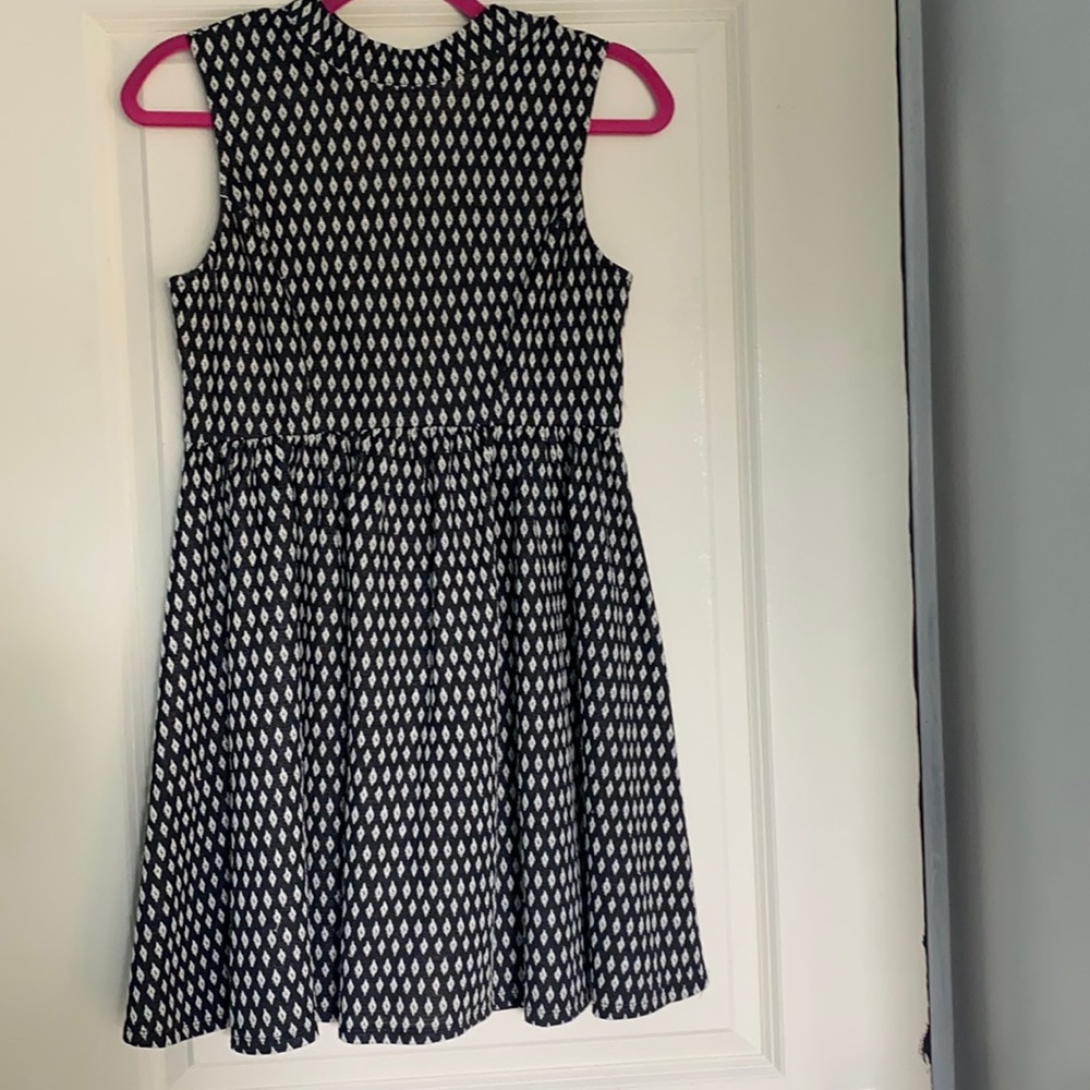 Black and white dress